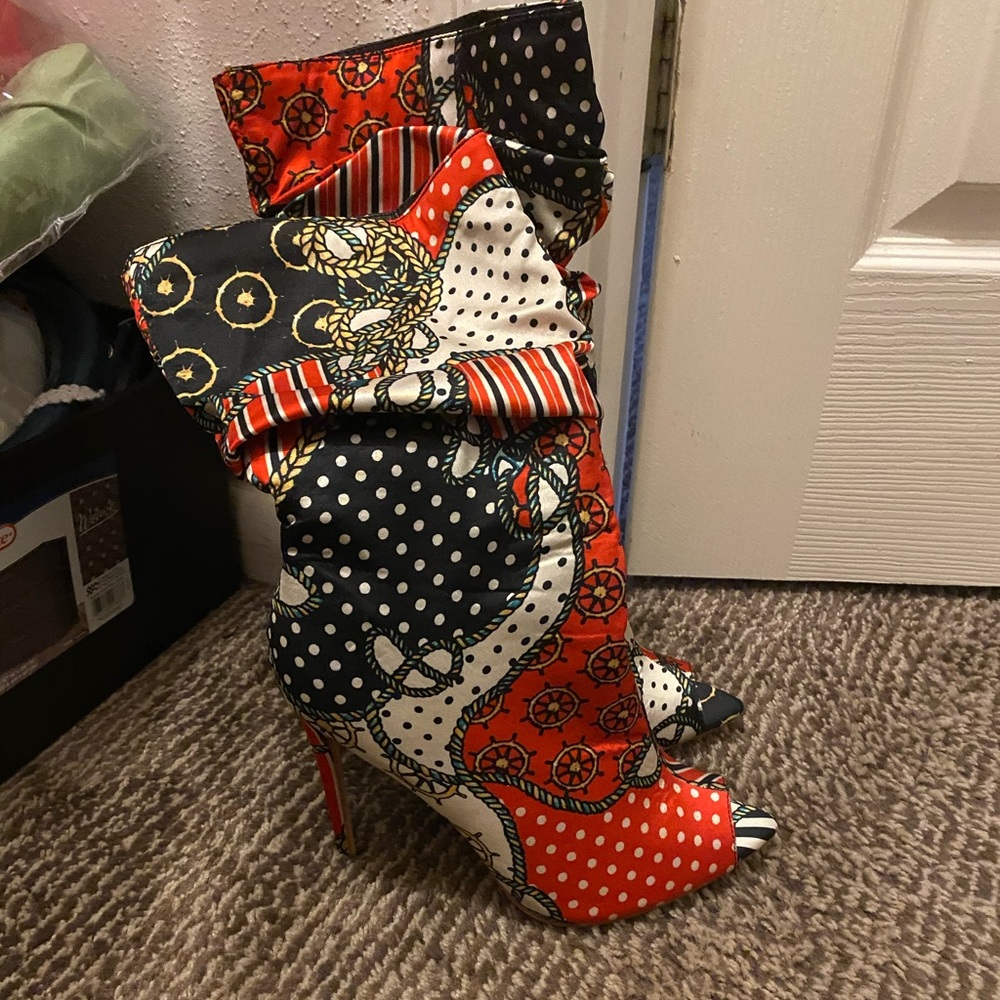 Women open toe booties